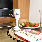 365pam - Westin House - Parking, Basen, Jacuzzi, Sauna, Silownia, Plac Zabaw W Cenie * Kolobrzeg