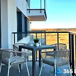 Apartment 365pam - Westin House - Parking, Basen, Jacuzzi, Sauna, Silownia, Plac Zabaw W Cenie Kolobrzeg